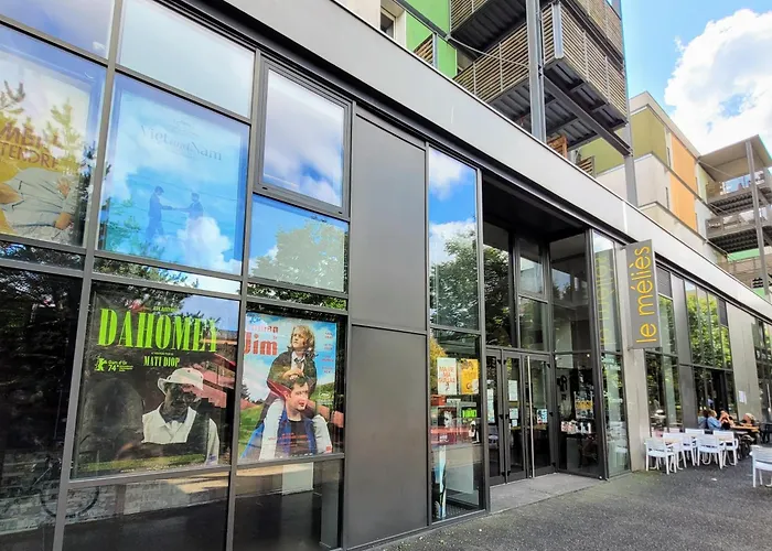 Cosy, Rénové, Bien Situé, Parking Privé